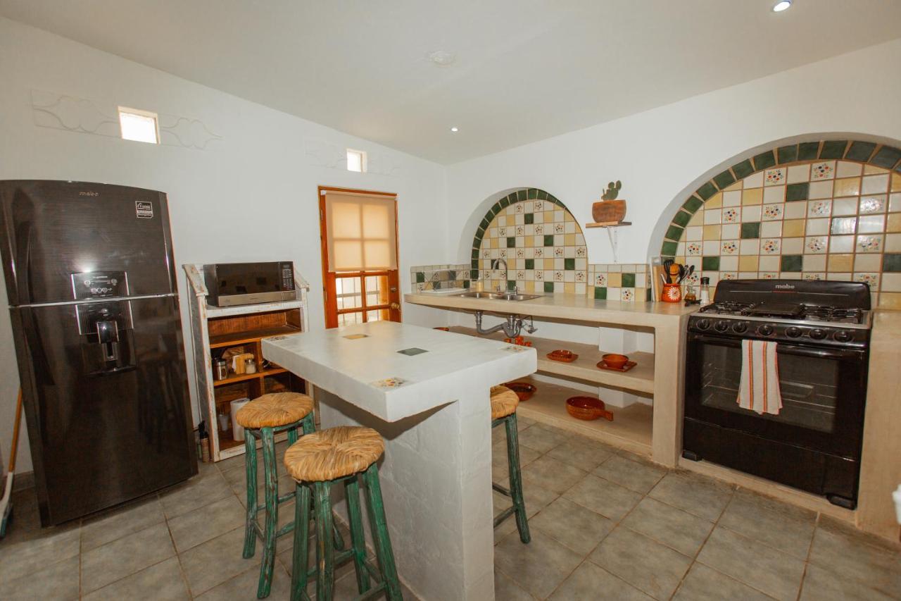 Cien Palmas- Authentic Mexican Casita 1 -Downtown Тодос Сантос Екстериор снимка